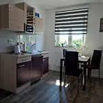 Toni Apartmán *