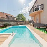 Apartmán Toni Gračac