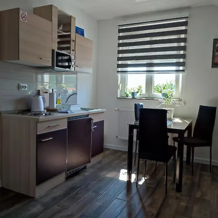 Toni Apartment *